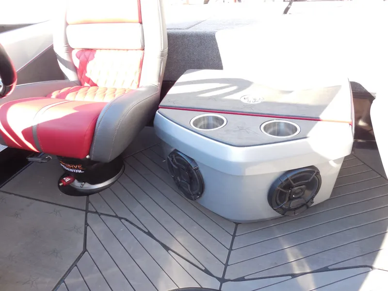 Slide: The Image of Vexus VX21 2021 - 19