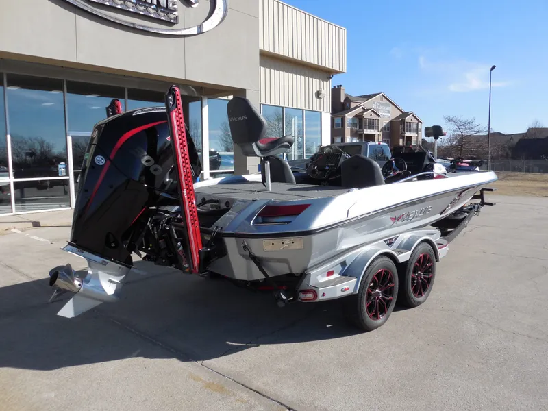 Slide: The Image of Vexus VX21 2021 - 3