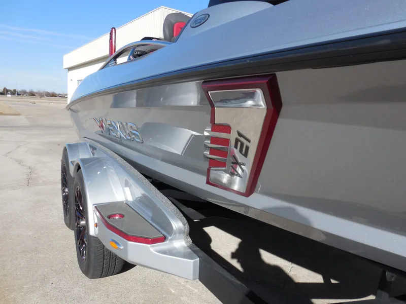 Slide: The Image of Vexus VX21 2021 - 9