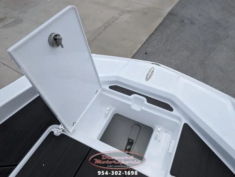 Slide: The Image of Scarab 235 Open LX 2026 - 11