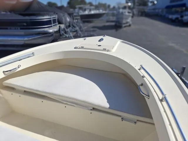 Slide: The Image of Parker Marine 21SE Center Console 2012 - 14