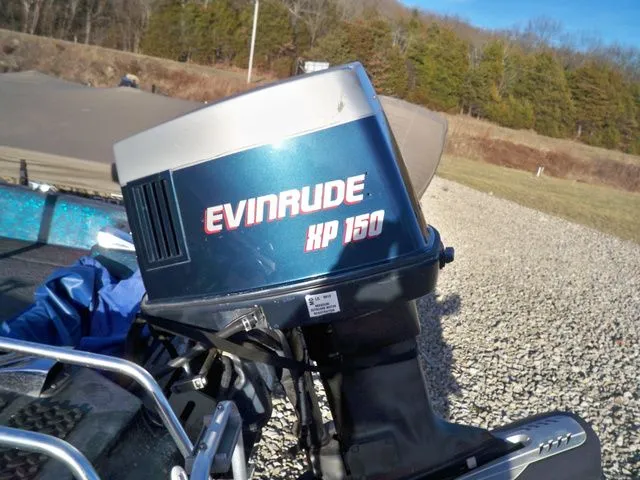 Slide: The Image of Bass Cat 19 ft Bass Pantera 1986 - 3