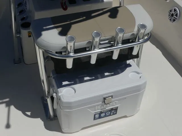 Slide: The Image of Bulls Bay 2200 XS 2026 boat with cooler and fishing rod holders. - 24