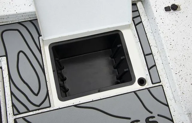 Slide: The Image of Xpress X23B LOUNGE DUAL 2025 - 3