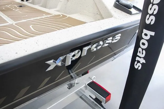 Slide: The Image of Xpress SW20B 2025 - 10