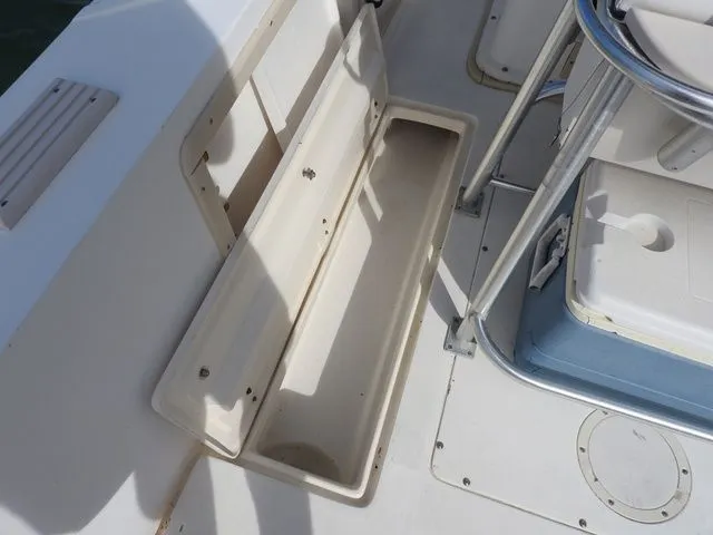 Slide: The Image of Mako 241 Center Console 1993 - 12