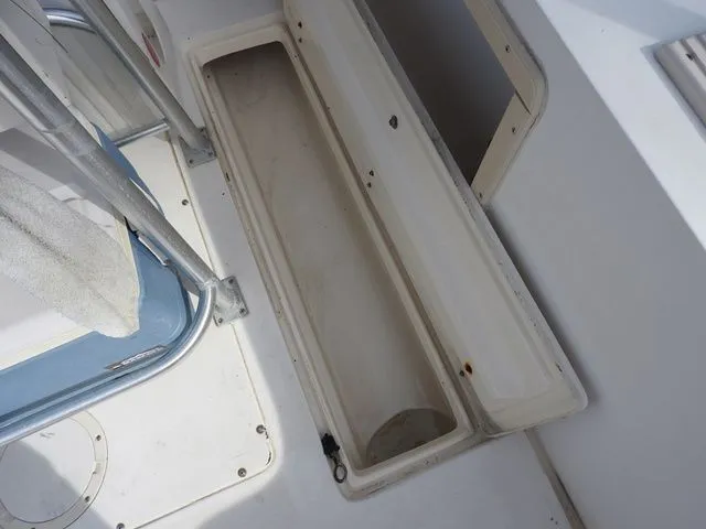 Slide: The Image of Mako 241 Center Console 1993 - 14