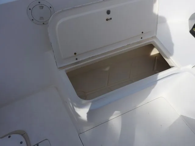 Slide: The Image of Mako 241 Center Console 1993 - 5