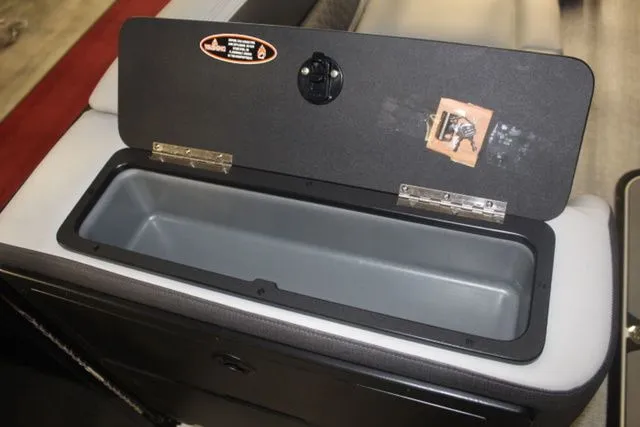 Slide: The Image of Harris Sunliner 250 SLDH 2026 - 15