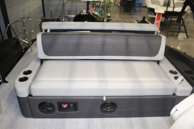 Slide: The Image of Harris Sunliner 250 SLDH 2026 - 18