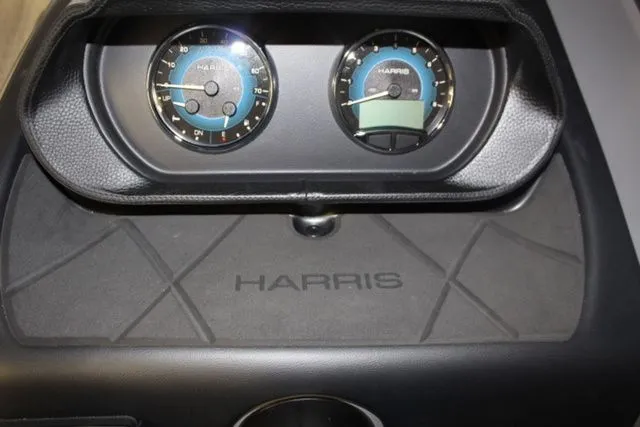 Slide: The Image of Harris Sunliner 250 SLDH 2026 - 28