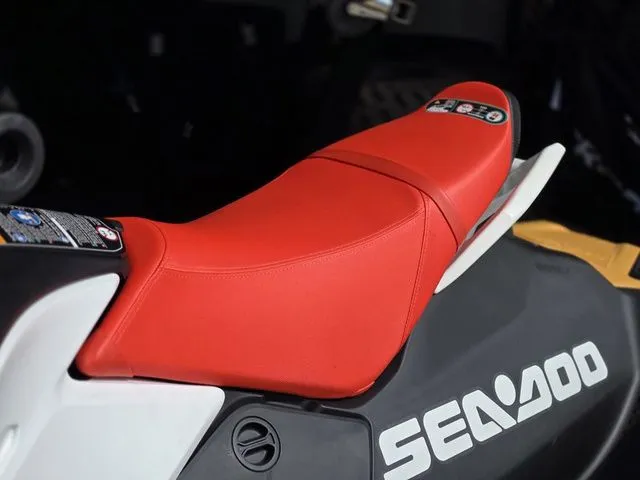 Slide: The Image of Sea-Doo Spark for 2 2025 - 7