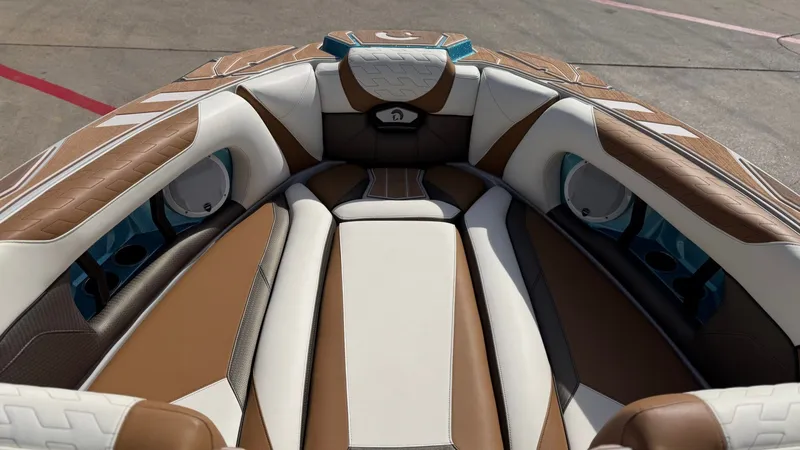 Slide: The Image of Centurion Ri265 2024 - 24