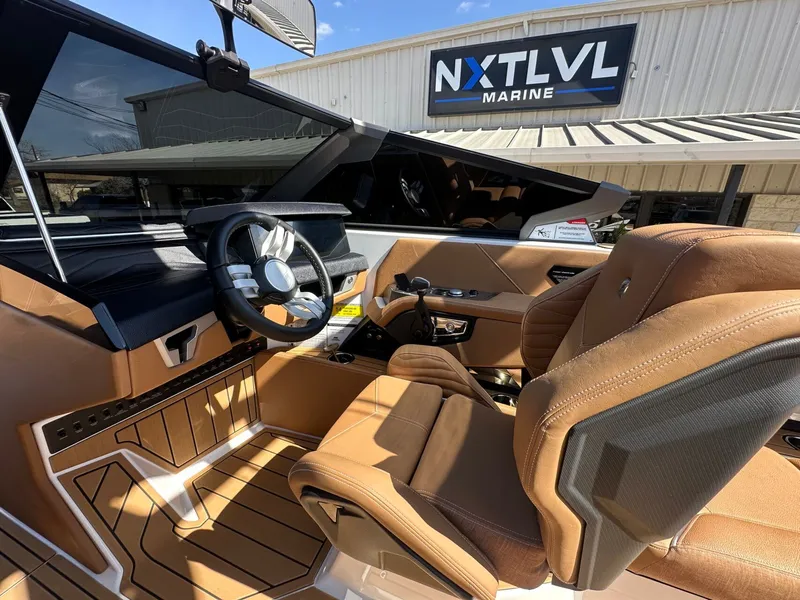 Slide: The Image of Nautique Super Air Nautique G21 2026 - 17