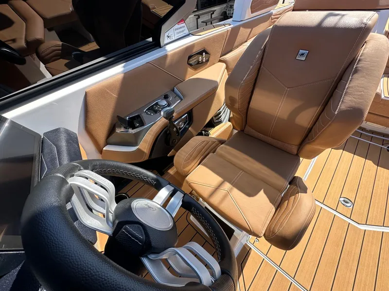 Slide: The Image of Nautique Super Air Nautique G21 2026 - 25