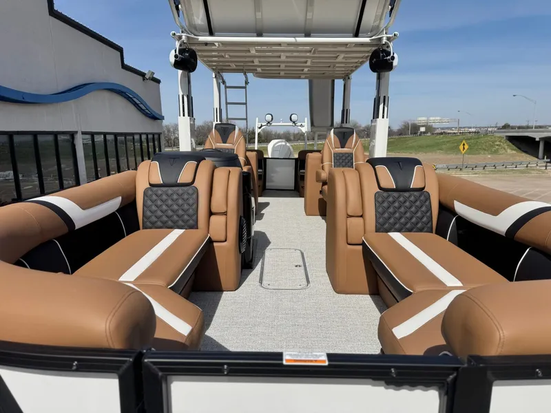 Slide: The Image of Trifecta ASCENSION 29RF SS 2026 - 9