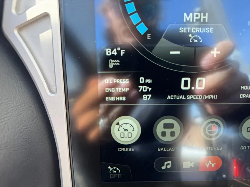 Slide: The Image of Tigé 20RZX 2022 - 16