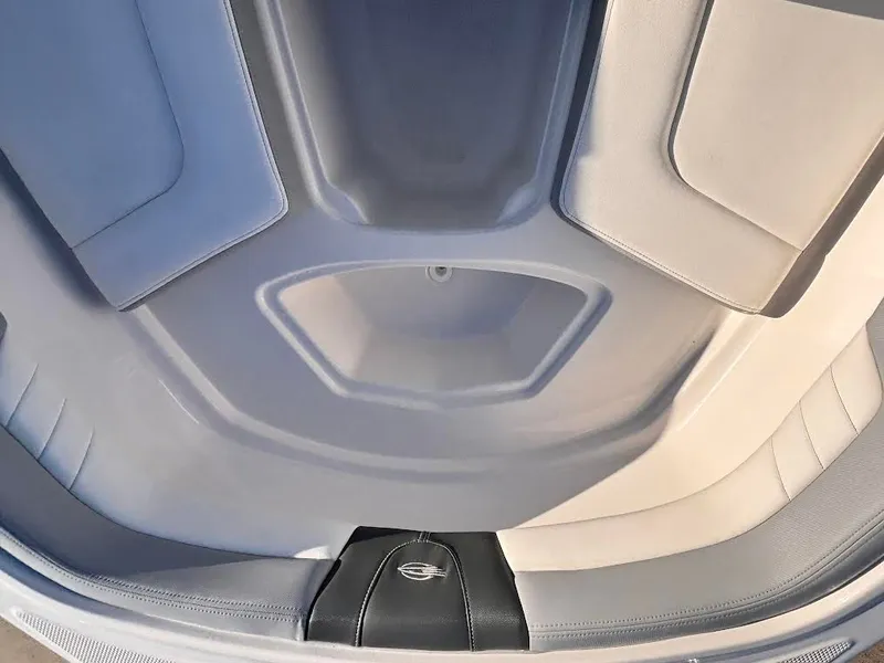 Slide: The Image of Interior of Chaparral 23 SSi OB 2022 boat. - 11
