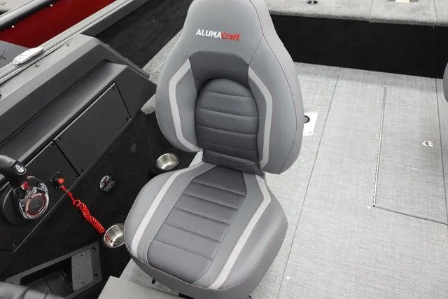 Slide: The Image of Alumacraft Competitor 185X Sport 2025 - 11