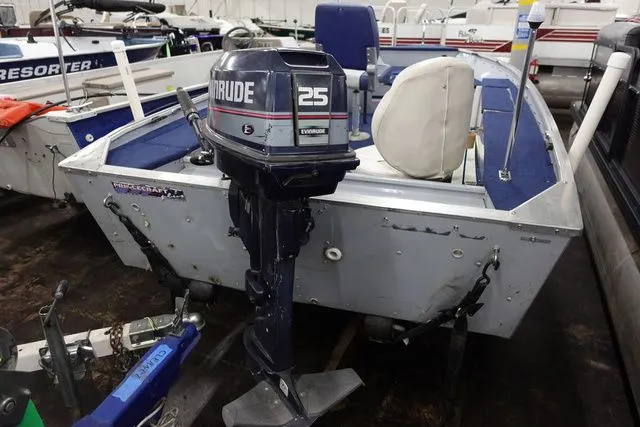 Slide: The Image of Princecraft Pro 142 1995 - 4