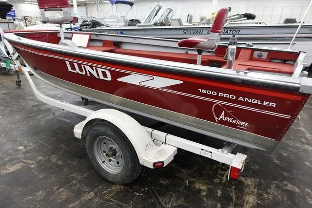 Slide: The Image of Lund 1600 PRO ANGLER TILLER 1996 - 6