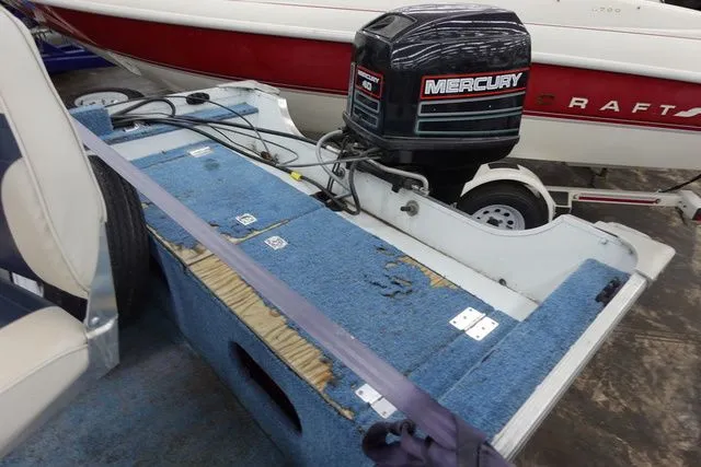 Slide: The Image of Smoker Craft Resorter 1995 - 4