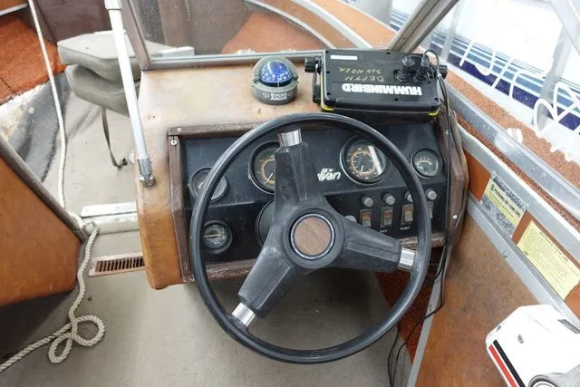 Slide: The Image of Sylvan 18 Fishing Boat 1981 - 6