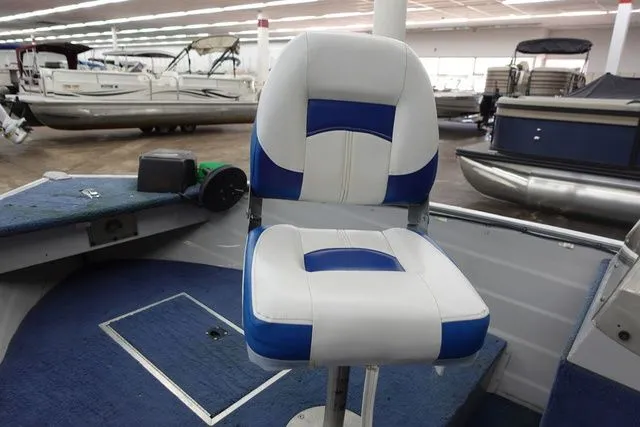 Slide: The Image of Lowe 1405Cs 1997 - 5