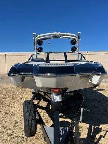 Slide: The Image of Malibu Wakesetter 22 MXZ 2025 - 7