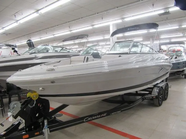 The Image of Crownline Boats 240 SS 2023 - undefined