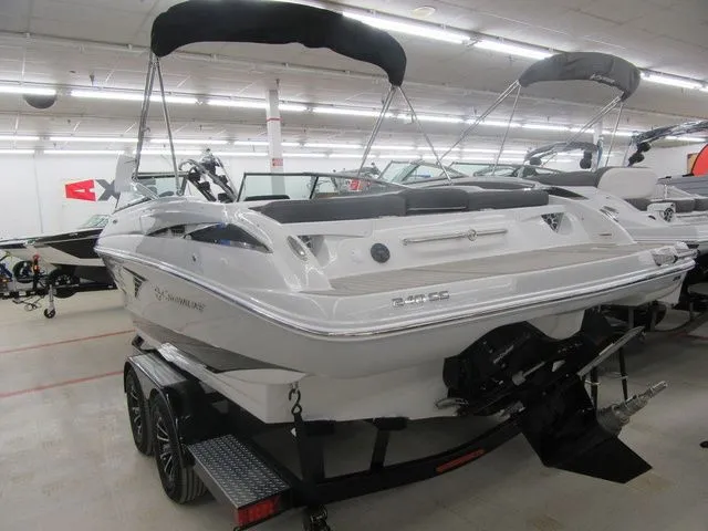 Slide: The Image of Crownline Boats 240 SS 2023 - 6