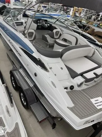Slide: The Image of Crownline Boats Eclipse E235 2024 - 4