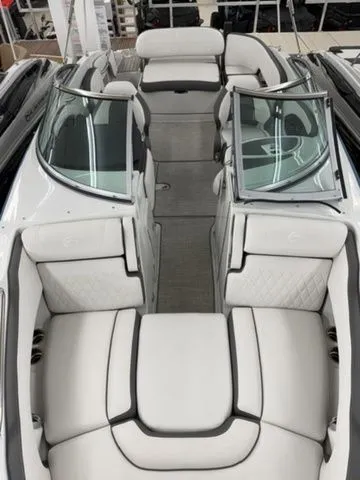 Slide: The Image of Crownline Boats Eclipse E235 2024 - 8