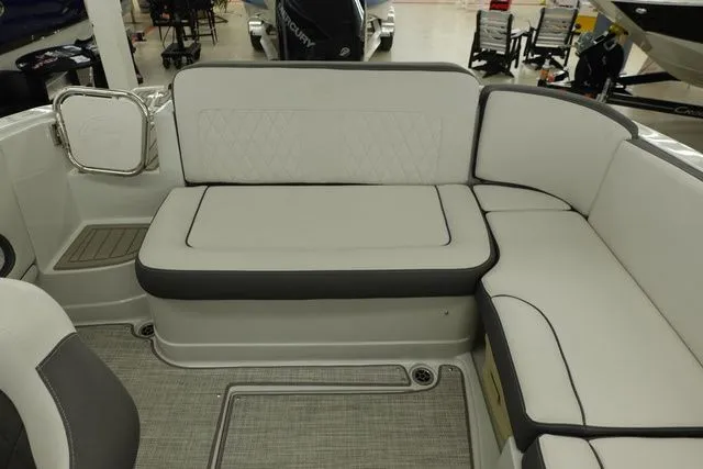 Slide: The Image of Crownline Boats Eclipse E230 XS 2024 - 9