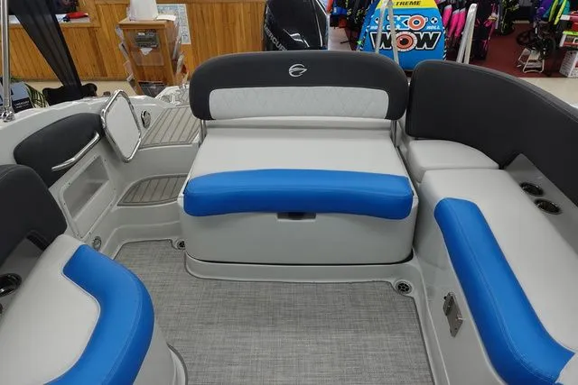 Slide: The Image of Crownline Boats Eclipse E240 XS 2024 - 6