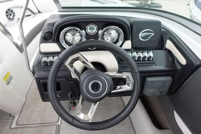 Slide: The Image of Crownline Boats 210 SS 2025 - 9