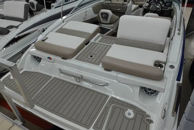 Slide: The Image of Crownline Boats 200 SS 2025 - 3