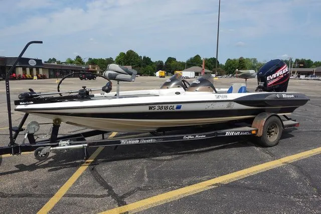 The Image of Triton Tr 20 1998 - 1