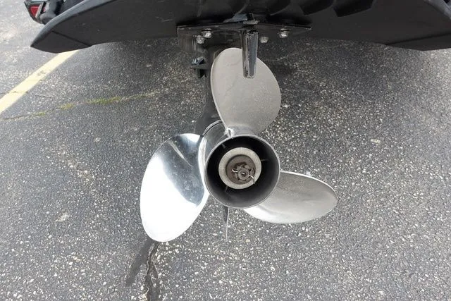 Slide: The Image of Javelin Sport 185 SF 1994 - 6