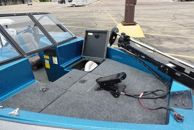 Slide: The Image of Javelin Sport 185 SF 1994 - 7