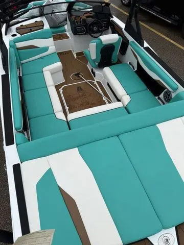 Slide: The Image of Axis Wake Research T220 2022 - 5