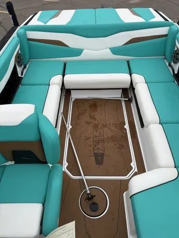 Slide: The Image of Axis Wake Research T220 2022 - 8