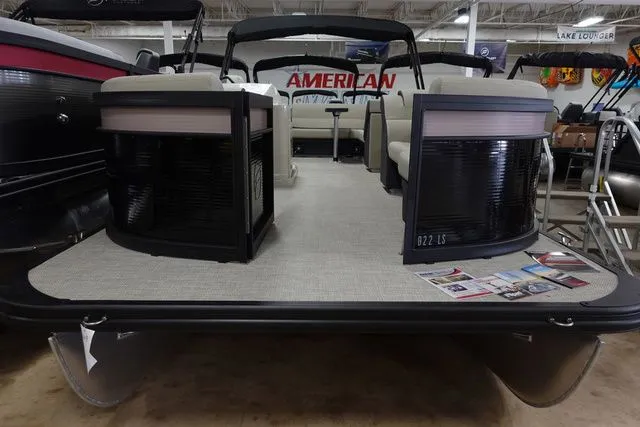 The Image of Flagship D22LS 2023 - 1