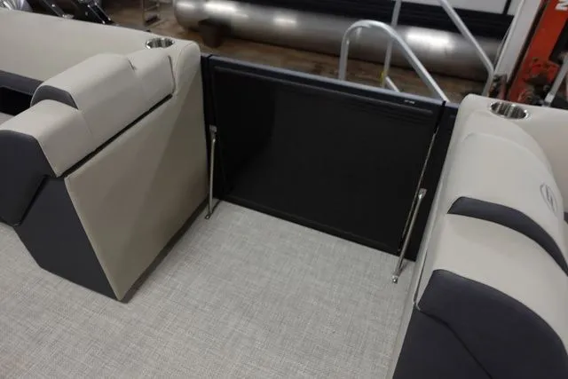 Slide: The Image of Flagship D22LS 2023 - 8