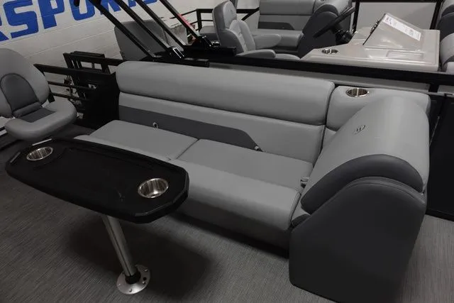 Slide: The Image of Flagship Endurance Four-Corner Fish E20 FC 2023 - 6