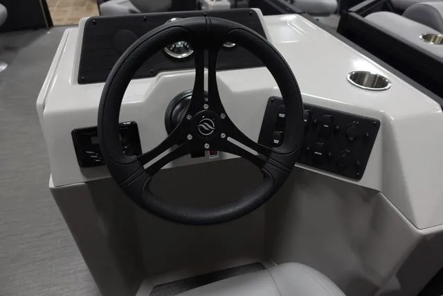 Slide: The Image of Flagship Endurance Four-Corner Fish E20 FC 2023 - 7