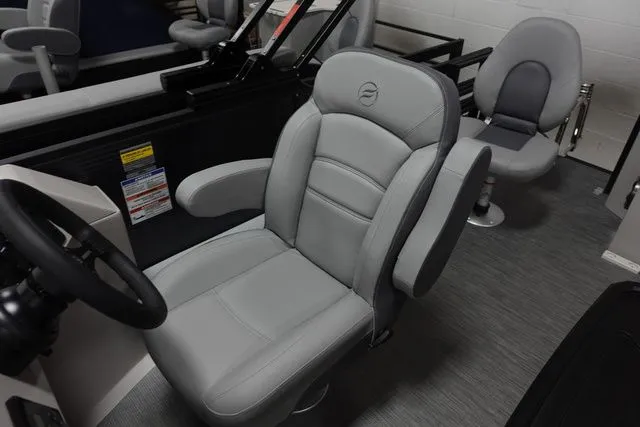 Slide: The Image of Flagship Endurance Four-Corner Fish E20 FC 2023 - 8