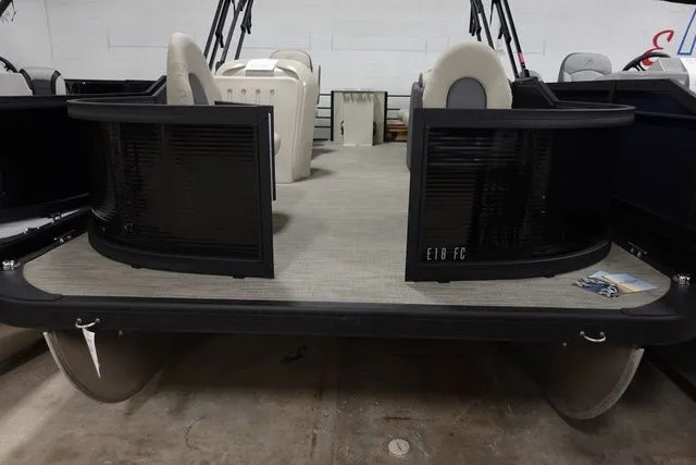 The Image of Flagship E18 FC 2025 - 1