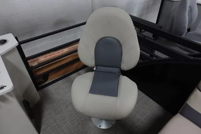 Slide: The Image of Flagship E18 FC 2025 - 11