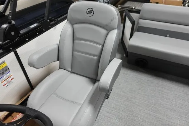 Slide: The Image of Flagship E20 LS 2025 - 9